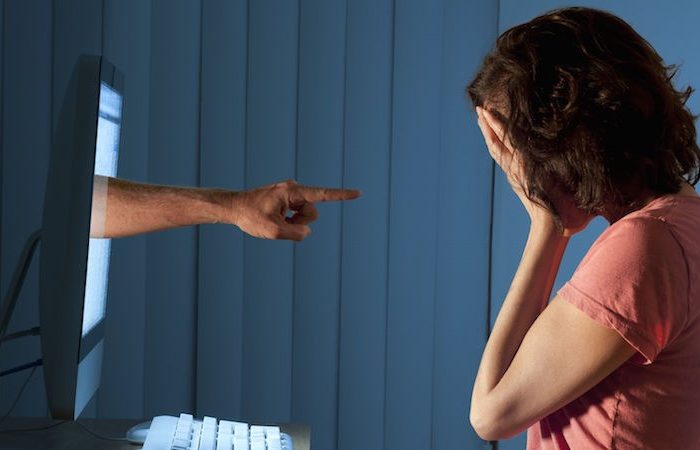 Annunci economici, è allarme per il "revenge porn" all'italiana