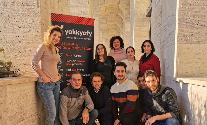 Yakkyofy, la startup che rivoluziona il modo di fare eCommerce, arriva su Mamacrowd.