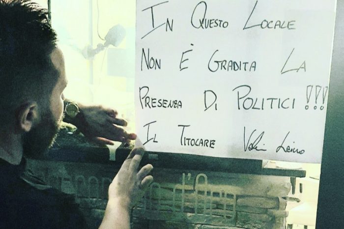 In questo locale non è gradita la presenza di politici