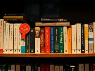 La letteratura italiana attuale tra autori emergenti e classici rivisitati. Approfondimenti su nuove uscite editoriali, premi e movimenti letterari. 5
